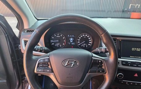Hyundai Solaris II рестайлинг, 2018 год, 1 630 000 рублей, 16 фотография
