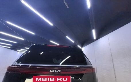 KIA Carnival, 2023 год, 4 500 000 рублей, 24 фотография