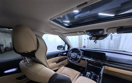 KIA Carnival, 2023 год, 4 500 000 рублей, 28 фотография