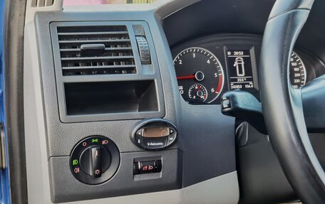 Volkswagen Caravelle T5, 2010 год, 2 150 000 рублей, 15 фотография