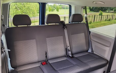 Volkswagen Caravelle T5, 2010 год, 2 150 000 рублей, 25 фотография