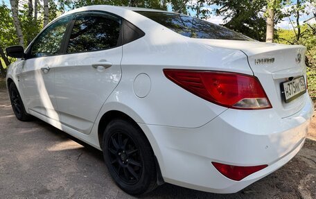 Hyundai Solaris II рестайлинг, 2014 год, 1 100 000 рублей, 13 фотография