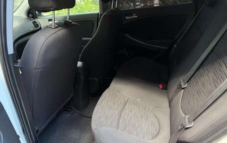 Hyundai Solaris II рестайлинг, 2014 год, 1 100 000 рублей, 21 фотография
