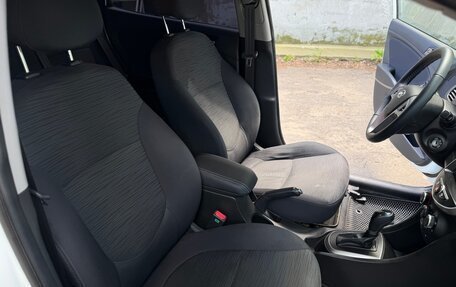 Hyundai Solaris II рестайлинг, 2014 год, 1 100 000 рублей, 25 фотография