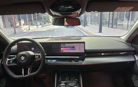 BMW 5 серия, 2026 год, 6 150 000 рублей, 7 фотография