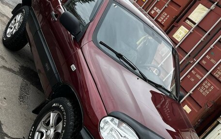 Chevrolet Niva I рестайлинг, 2003 год, 300 000 рублей, 2 фотография