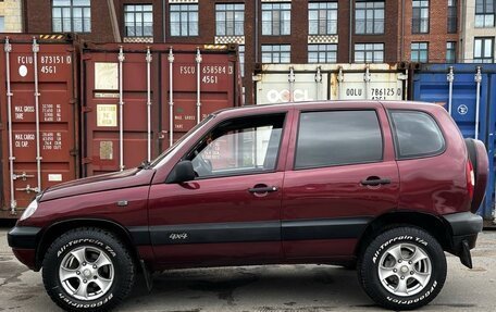 Chevrolet Niva I рестайлинг, 2003 год, 300 000 рублей, 7 фотография