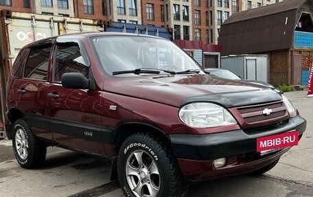 Chevrolet Niva I рестайлинг, 2003 год, 300 000 рублей, 19 фотография