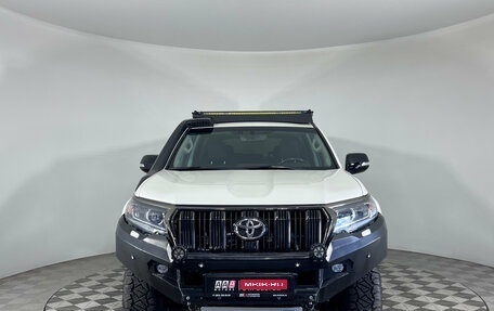Toyota Land Cruiser Prado 150 рестайлинг 2, 2022 год, 6 999 000 рублей, 2 фотография