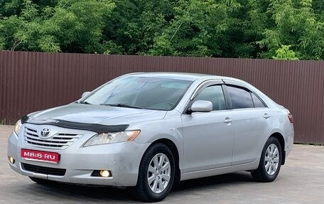 Toyota Camry, 2008 год, 720 000 рублей, 1 фотография
