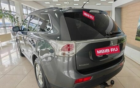Mitsubishi Outlander III рестайлинг 3, 2013 год, 1 349 000 рублей, 7 фотография