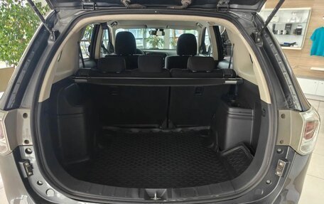 Mitsubishi Outlander III рестайлинг 3, 2013 год, 1 349 000 рублей, 15 фотография