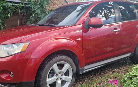 Mitsubishi Outlander III рестайлинг 3, 2008 год, 930 000 рублей, 12 фотография
