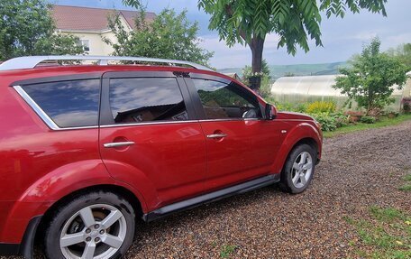 Mitsubishi Outlander III рестайлинг 3, 2008 год, 930 000 рублей, 14 фотография