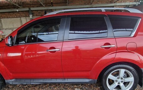 Mitsubishi Outlander III рестайлинг 3, 2008 год, 930 000 рублей, 18 фотография