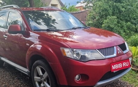 Mitsubishi Outlander III рестайлинг 3, 2008 год, 930 000 рублей, 13 фотография