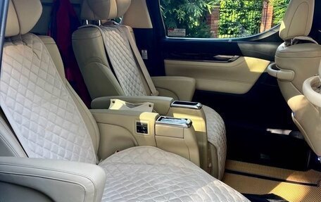 Toyota Alphard III, 2019 год, 5 350 000 рублей, 7 фотография