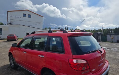 Mitsubishi Outlander III рестайлинг 3, 2005 год, 560 000 рублей, 8 фотография