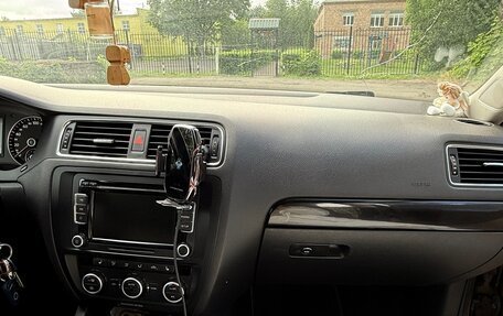 Volkswagen Jetta VI, 2012 год, 1 370 000 рублей, 13 фотография