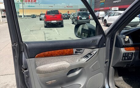 Toyota Land Cruiser Prado 120 рестайлинг, 2008 год, 2 150 000 рублей, 18 фотография
