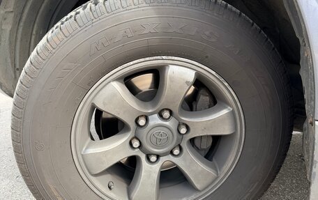 Toyota Land Cruiser Prado 120 рестайлинг, 2008 год, 2 150 000 рублей, 27 фотография