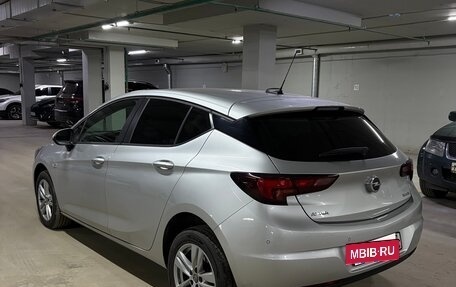 Opel Astra K, 2018 год, 1 350 000 рублей, 6 фотография