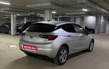 Opel Astra K, 2018 год, 1 350 000 рублей, 4 фотография