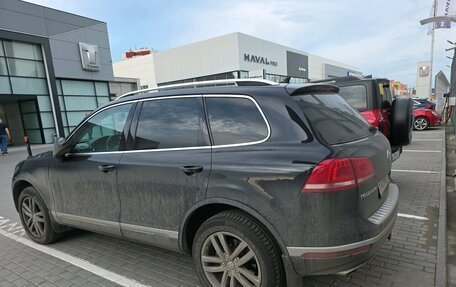 Volkswagen Touareg III, 2015 год, 2 699 000 рублей, 2 фотография