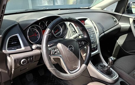Opel Astra J, 2013 год, 649 000 рублей, 5 фотография