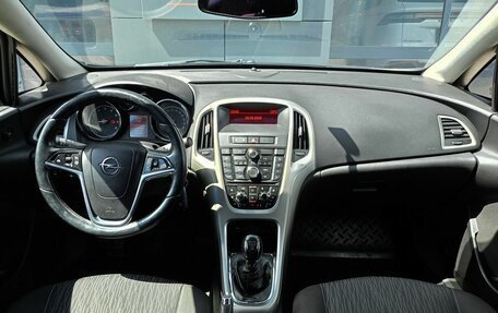 Opel Astra J, 2013 год, 649 000 рублей, 8 фотография