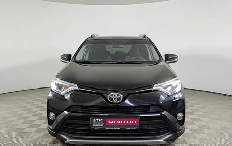 Toyota RAV4, 2018 год, 2 450 000 рублей, 2 фотография