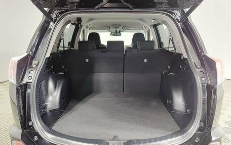 Toyota RAV4, 2018 год, 2 450 000 рублей, 12 фотография