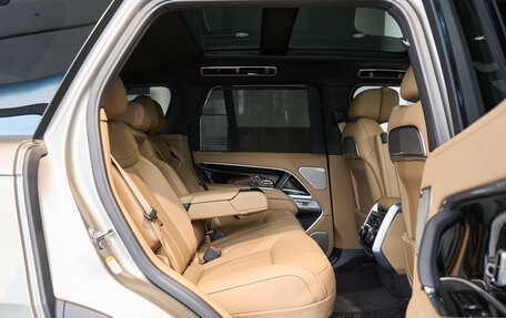 Land Rover Range Rover IV рестайлинг, 2026 год, 23 300 000 рублей, 12 фотография