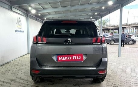 Peugeot 5008 II, 2018 год, 1 989 000 рублей, 4 фотография