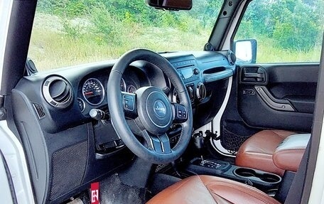 Jeep Wrangler, 2013 год, 3 000 000 рублей, 2 фотография
