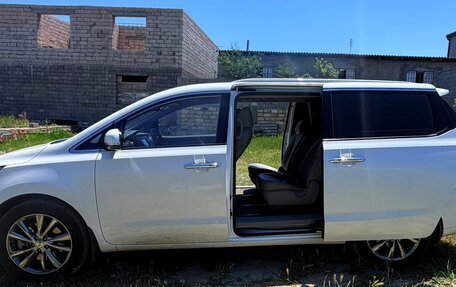 KIA Carnival III, 2019 год, 1 450 000 рублей, 5 фотография
