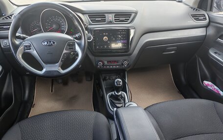 KIA Rio III рестайлинг, 2015 год, 1 049 000 рублей, 10 фотография