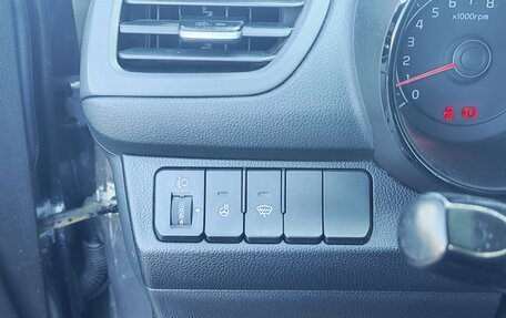KIA Rio III рестайлинг, 2015 год, 1 049 000 рублей, 13 фотография