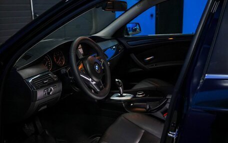 BMW 5 серия, 2007 год, 1 230 000 рублей, 11 фотография