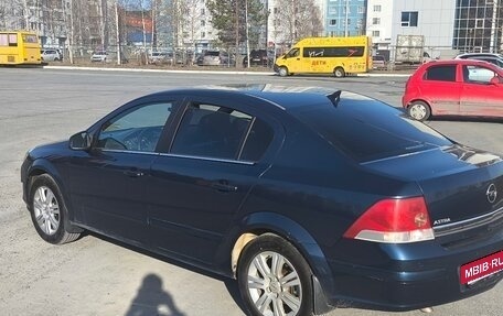 Opel Astra H, 2012 год, 700 000 рублей, 2 фотография