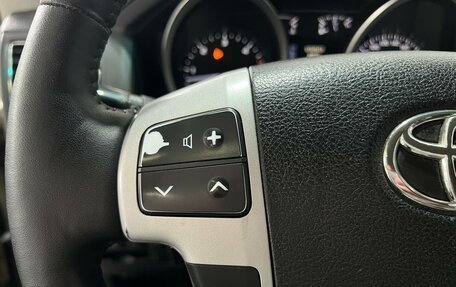 Toyota Land Cruiser 200, 2012 год, 3 000 000 рублей, 12 фотография