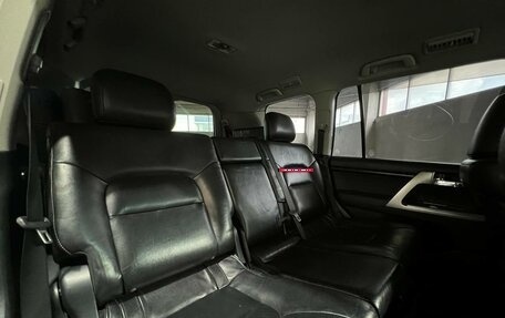 Toyota Land Cruiser 200, 2012 год, 3 000 000 рублей, 22 фотография