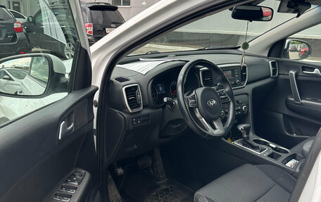 KIA Sportage IV рестайлинг, 2021 год, 2 156 000 рублей, 5 фотография
