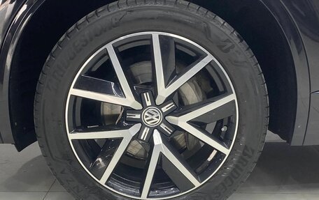 Volkswagen Touareg III, 2019 год, 4 850 000 рублей, 17 фотография