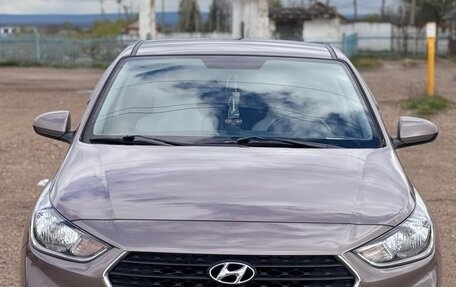 Hyundai Solaris II рестайлинг, 2018 год, 149 900 рублей, 8 фотография