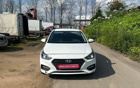 Hyundai Solaris II рестайлинг, 2019 год, 593 000 рублей, 1 фотография