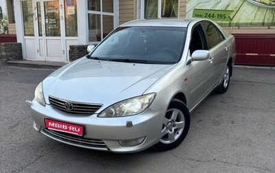 Toyota Camry V40, 2004 год, 800 000 рублей, 1 фотография