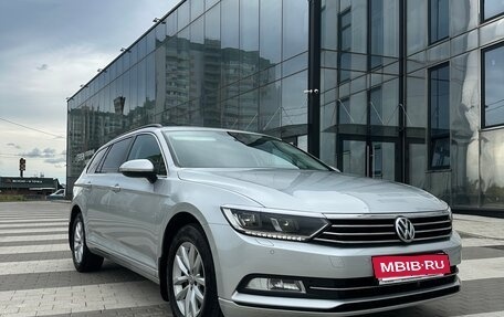 Volkswagen Passat B8 рестайлинг, 2017 год, 1 900 000 рублей, 1 фотография