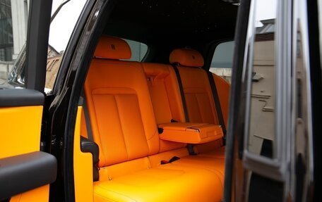 Rolls-Royce Cullinan, 2026 год, 49 790 032 рублей, 17 фотография