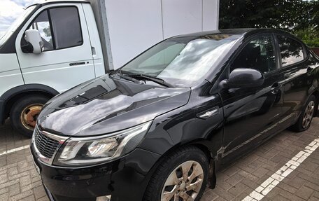 KIA Rio III рестайлинг, 2013 год, 520 000 рублей, 2 фотография
